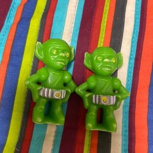 Vintage Wilton 2- ALIENS CAKE TOPPERS Wilton 1978 Candle Holders